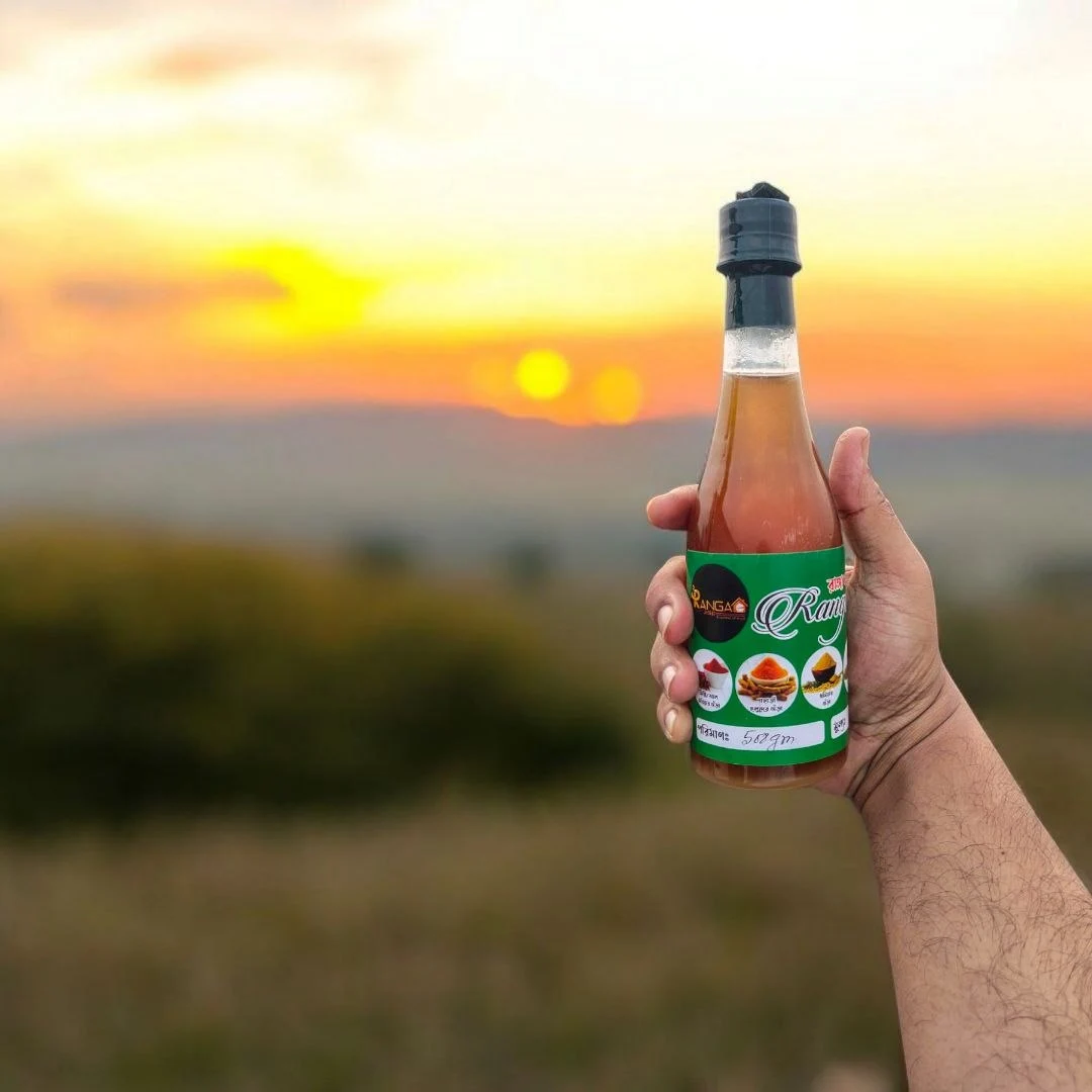 প্রাকৃতিক চাকের মধু পাহাড়ের সূর্যাস্তে rangaghorbd