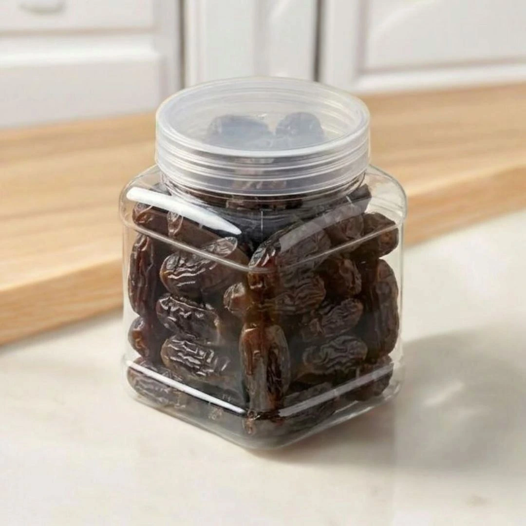 সাফাওয়ি খেজুর স্বচ্ছ জারে প্যাকেজড rangaghorbd